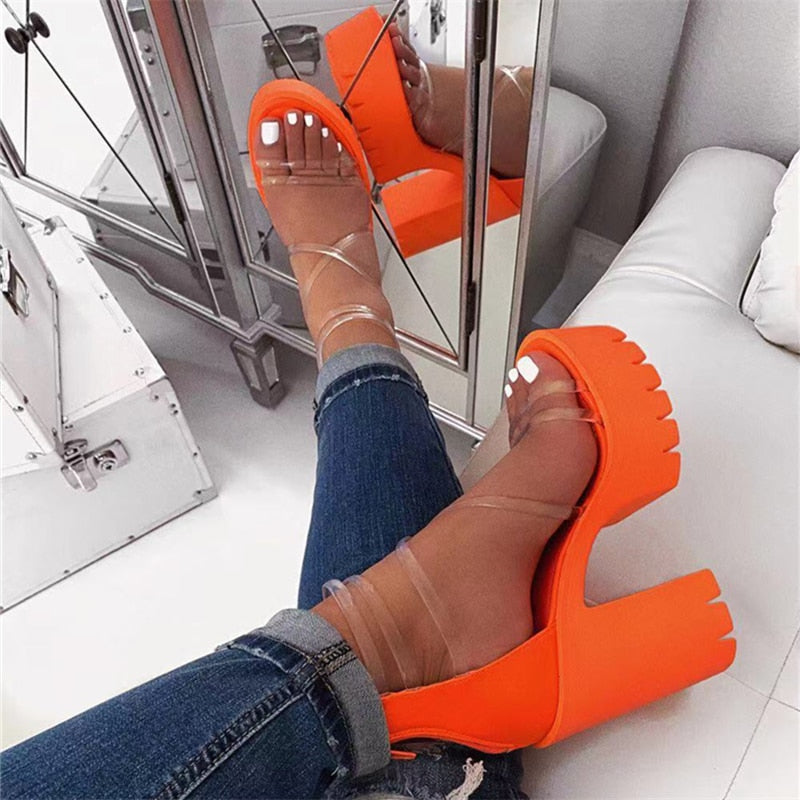 Fashionable platform thick heels