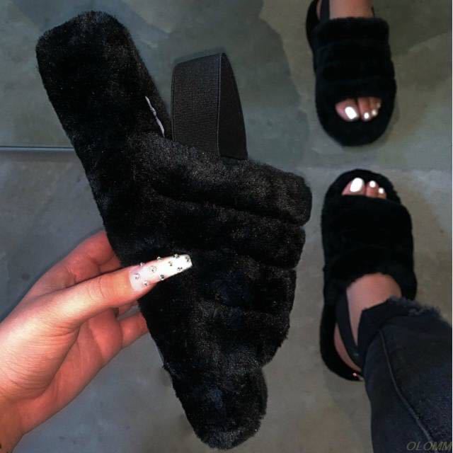 Women's fur sandals